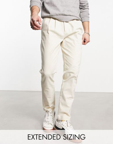 Pantalon chino plissé - Écru - Asos Design - Modalova