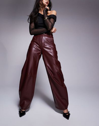 Pantalon ample à taille haute en similicuir - Bordeaux - Asos Design - Modalova