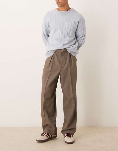 Pantalon ample et élégant avec pinces à l'avant et ceinture - Asos Design - Modalova