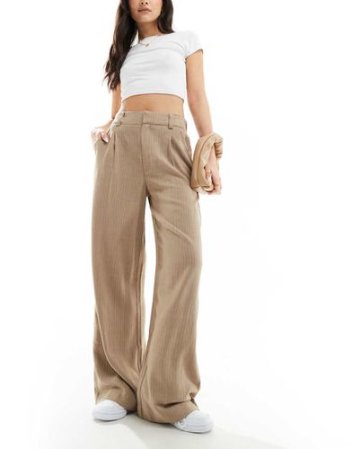 Pantalon dad ample en lin mélangé rayé - Taupe - Asos Design - Modalova