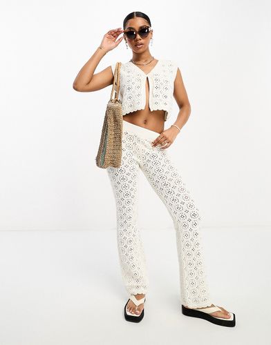 Pantalon d'ensemble ample en maille crochetée - Crème - Asos Design - Modalova