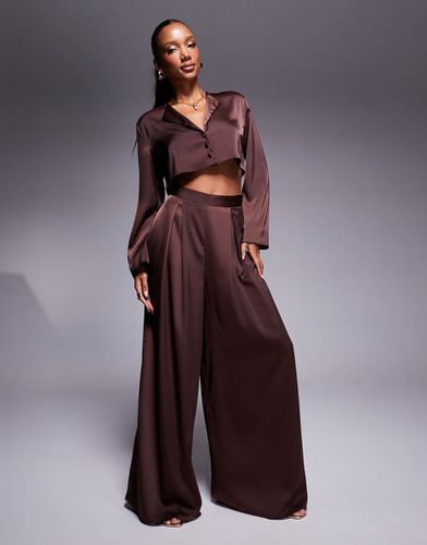 Pantalon d'ensemble ample en satin - Marron - Asos Design - Modalova