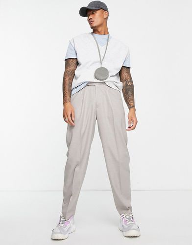 Pantalon habillé oversize fuselé en sergé - Gris - Asos Design - Modalova