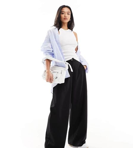 ASOS DESIGN Petite - Pantalon dad ample coupe ajustée - Asos Petite - Modalova