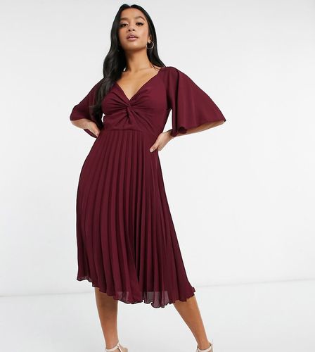 ASOS DESIGN Petite - Robe mi-longue torsadée devant à manches évasées avec jupe plissée - ASOS Petite - Modalova
