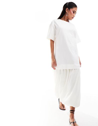 Robe t-shirt mi-longue et oversize à ourlet boule - Asos Design - Modalova