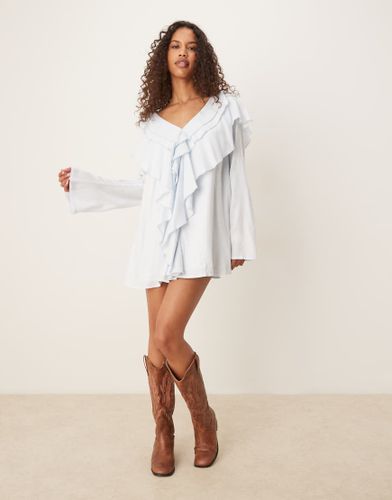 Robe babydoll courte avec col V  volants - Asos Design - Modalova