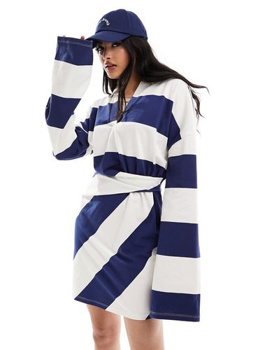 Robe courte cintrée avec col rugby et manches longues à rayures bleu marine - Asos Design - Modalova
