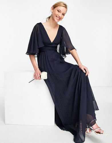 Robe longue drapée pour demoiselle d'honneur à mancherons évasés avec corsage froncé et taille croisée - Asos Design - Modalova