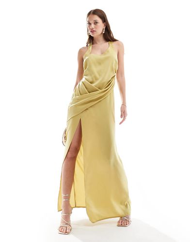 Robe longue en satin avec encolure américaine croisée - Olive clair - Asos Design - Modalova