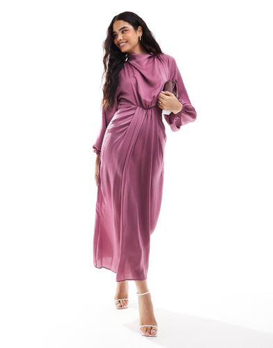 Robe longue effet drapé en satin avec manches blousantes - baie - Asos Design - Modalova