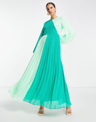 Robe longue plissée à motif plumetis effet color block - Asos Design - Modalova