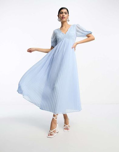 Robe longue plissée avec broderie blanche - Asos Design - Modalova