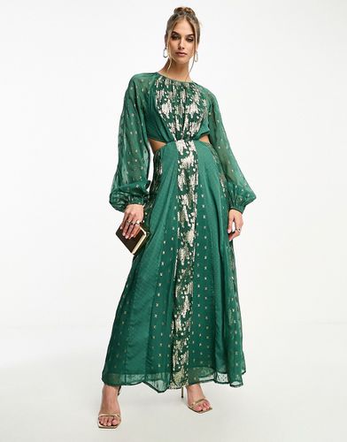 Robe mi-longue en jacquard métallisé avec dos élastique - Vert sapin - Asos Design - Modalova