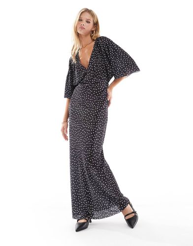 Robe mi-longue plissée à pois avec col en V et manches chauve-souris - Asos Design - Modalova