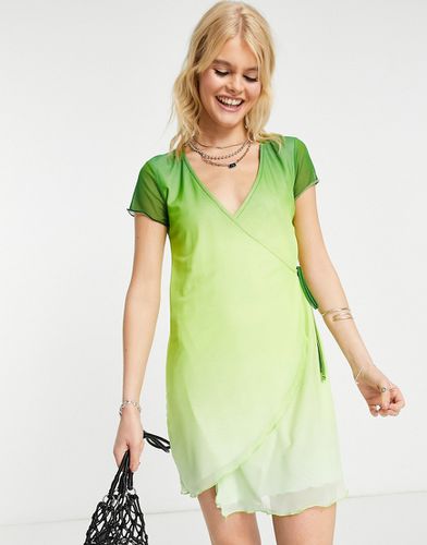 Robe portefeuille courte en tulle à manches courtes - Vert effet dégradé - Asos Design - Modalova