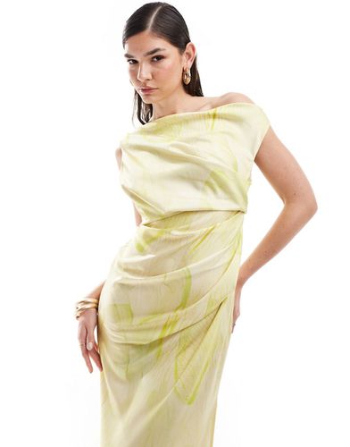 Robe satinée mi-longue effet drapé à épaules dénudées et imprimé palmiers discret - Asos Design - Modalova