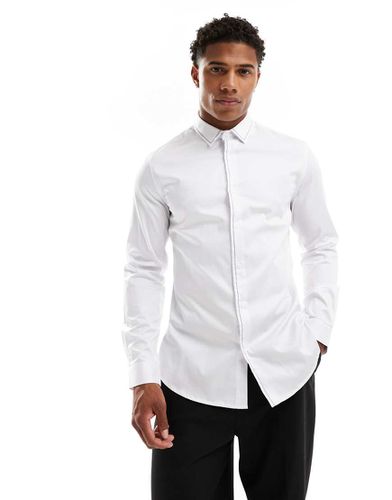 Wedding - Chemise ajustée à détail contrastant - Asos Design - Modalova