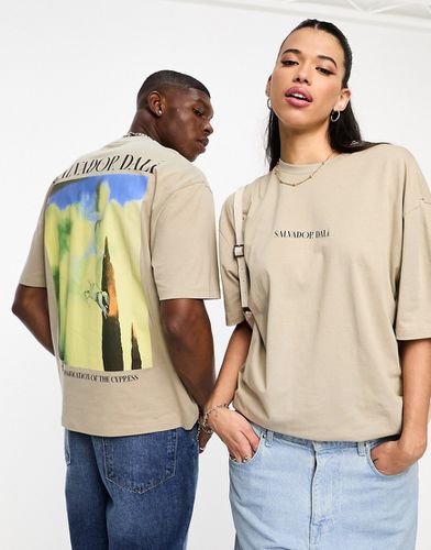 T-shirt unisexe oversize avec imprimé Salvador Dali sous licence - Taupe - Asos Design - Modalova