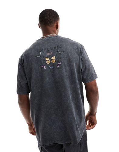 T-shirt décontracté à imprimé papillon au dos - Anthracite délavé - Asos Design - Modalova