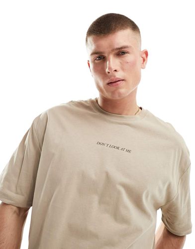 T-shirt oversize avec inscription sur la poitrine - Beige - Asos Design - Modalova