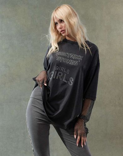 T-shirt oversize double épaisseur avec imprimé ornementé indie et manches en résille à strass - Anthracite délavé - Asos Design - Modalova