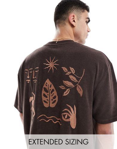 T-shirt oversize en tissu éponge avec broderie abstraite au dos - Marron - Asos Design - Modalova