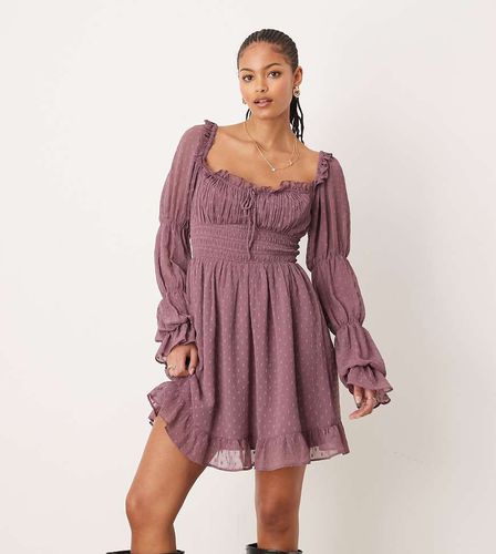 ASOS DESIGN Tall - Robe courte tendance folk en plumetis à manches longues et taille froncée - Mauve - Asos Tall - Modalova