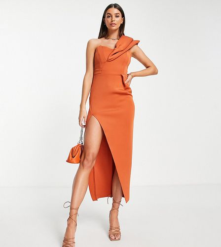 ASOS DESIGN Tall - Robe de bal moulante asymétrique mi-longue - Rouille - Asos Tall - Modalova