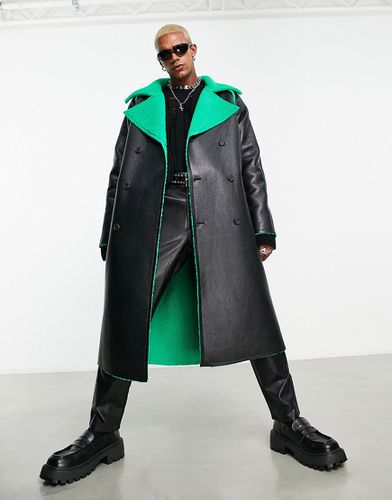 Trench-coat en similicuir avec doublure en imitation peau de mouton contrastante - Asos Design - Modalova