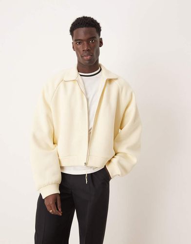 Veste de survêtement courte ultra oversize zippée à col cheminée - Blanc cassé - Asos Design - Modalova