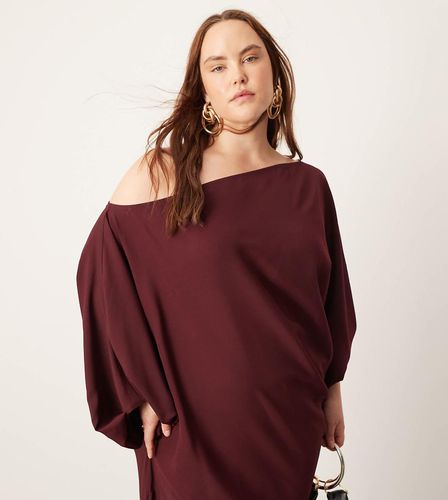 Curve - Robe longue ample à épaules dénudées en satin - Bordeaux - Asos Edition - Modalova