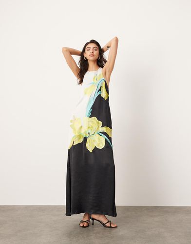 Robe longue color block à encolure nageur et broderie fleur - Asos Edition - Modalova