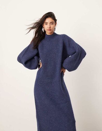 Robe longue en maille épaisse à col montant - Bleu marine - Asos Edition - Modalova