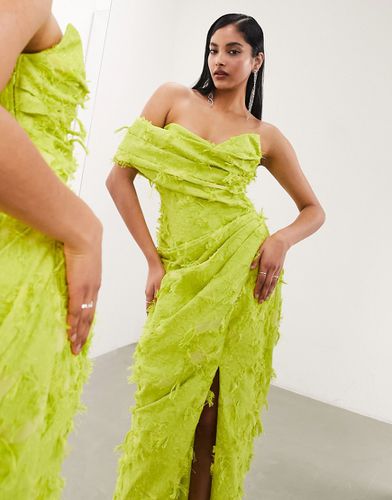 Robe longueur mollet structuré avec corset texturé et plis - Citron - Asos Edition - Modalova