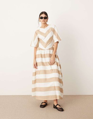 Robe mi-longue taille basse à rayures larges et poches - Asos Edition - Modalova