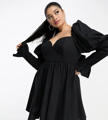 Curve - Robe courte en popeline à fronces et manches bouffantes - Noir - Asos Luxe - Modalova