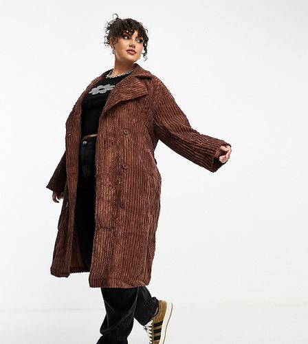 Manteau mi-long en velours côtelé avec ceinture nouée à la taille - Chocolat - Daisy Street Plus - Modalova