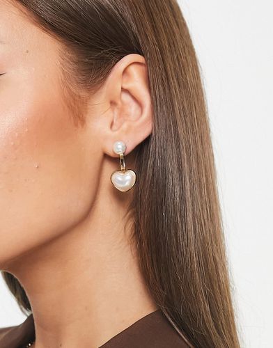 Boucles d'oreilles pendantes avec caurs en perle nacrée - Designb London - Modalova