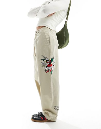Pantalon chino style skateur avec détail brodé - Galet - Ed Hardy - Modalova
