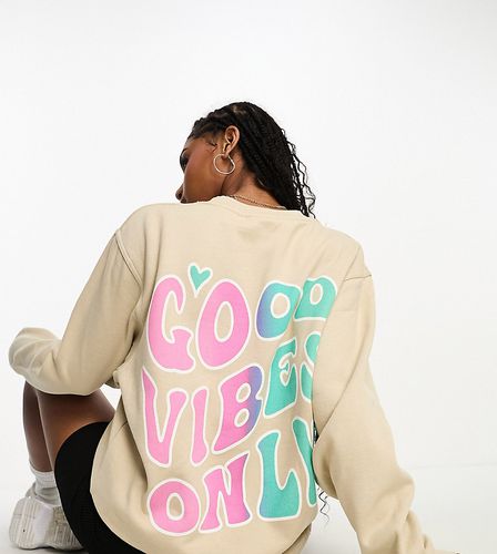 Exclusivité - - Sweat à inscription Good Vibes Only » - Taupe - In The Style - Modalova