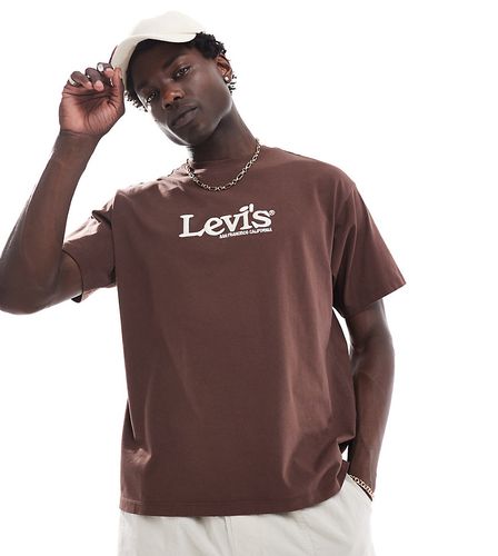 Exclusivité x ASOS - T-shirt avec logo rétro sur la poitrine - Marron - Levi's - Modalova
