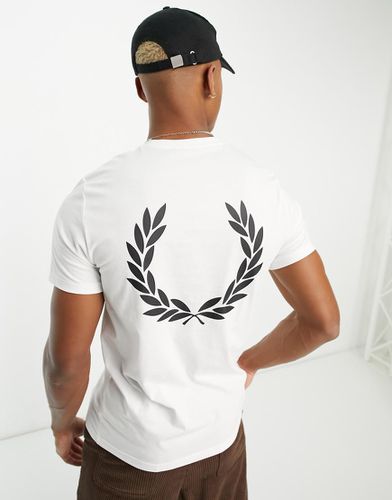 T-shirt motif graphique au dos - Fred Perry - Modalova