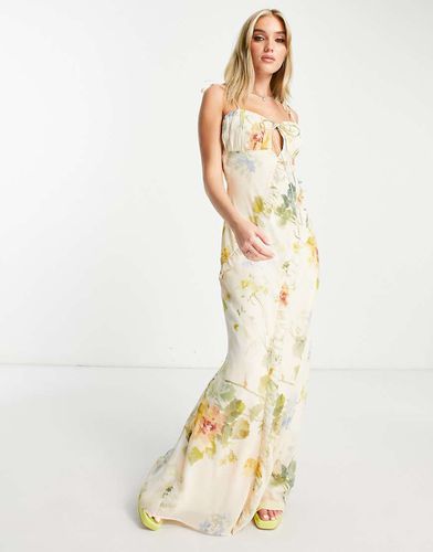 Robe longue à fleurs froncée sur le buste - Crème - Hope & Ivy - Modalova