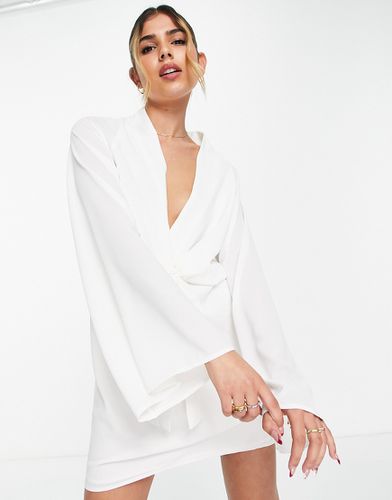 X Perrie Sian - Robe chemise nouée sur le devant à décolleté plongeant - In The Style - Modalova