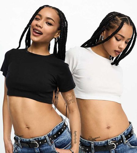 Exclusivité - Lot de 2 t-shirts crop top - Noir et blanc - Only Petite - Modalova