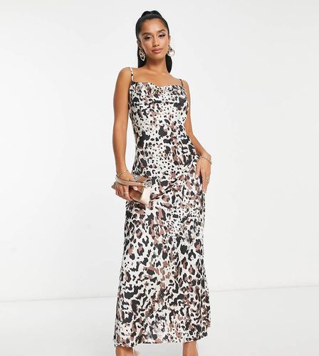 Lola May - Robe longue nouée au dos à imprimé léopard - Lola May Petite - Modalova