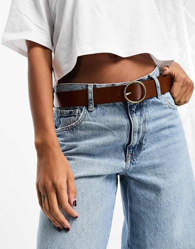 Ceinture en cuir avec boucle ronde - Fauve - Levi's - Modalova