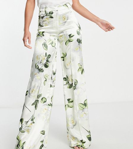 Pantalon d'ensemble ajusté en satin avec imprimé roses blanches - Vert - Liquorish Tall - Modalova