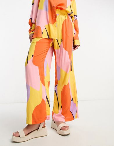 Pantalon d'ensemble ample à imprimé abstrait - Monki - Modalova